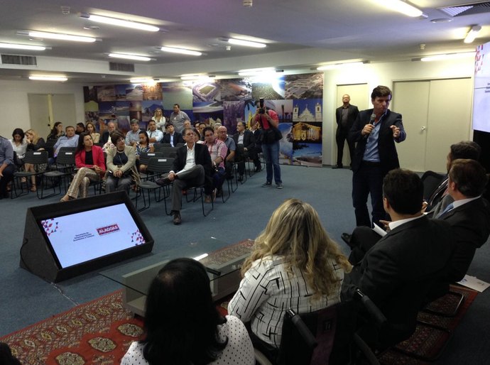 Marcius Beltrão defende regionalização do turismo em reunião com ministro