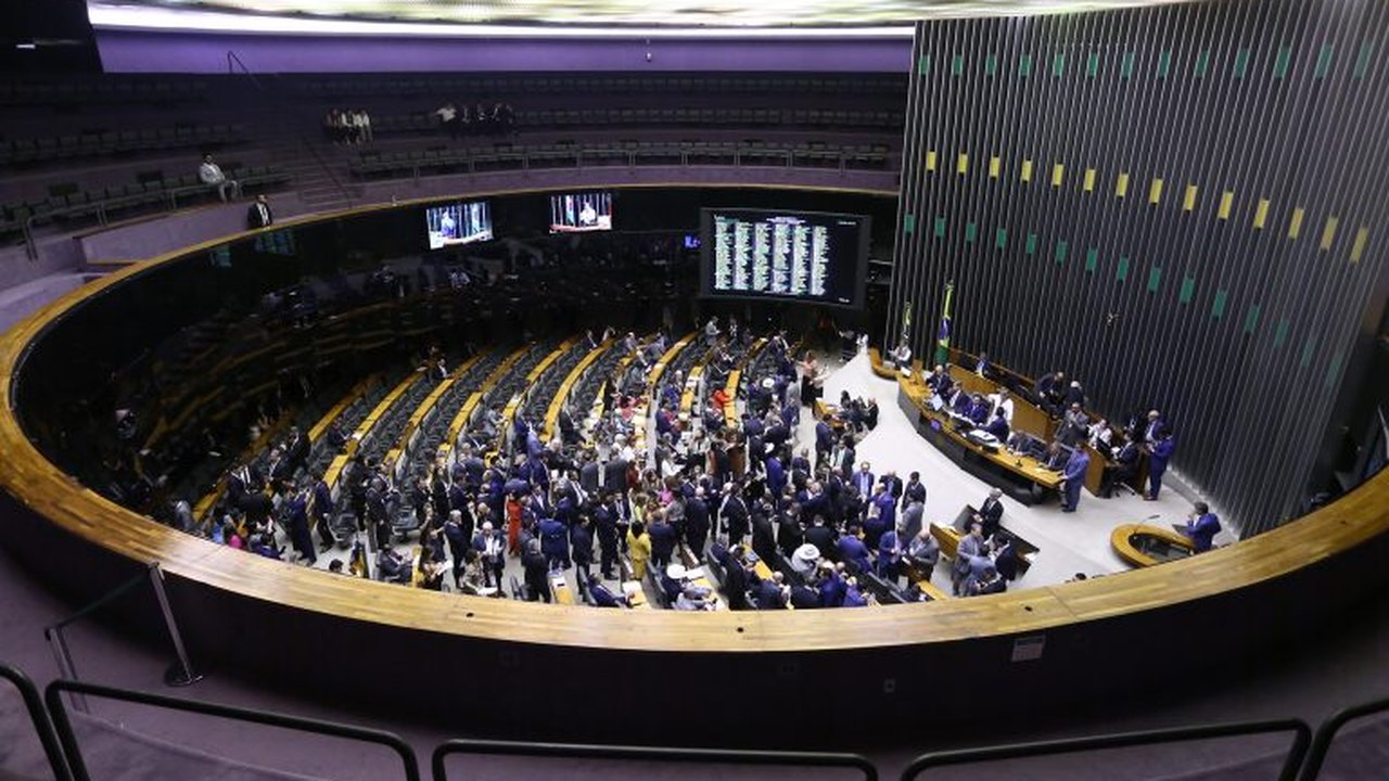 Um novo ano, uma nova articulação: os planos da oposição em 2025