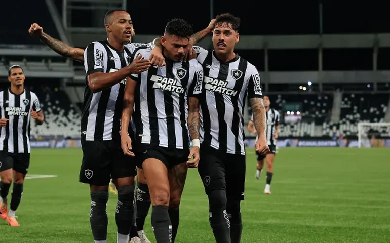 Relembre o histórico dos clubes brasileiros na Pré-Libertadores; Botafogo, que estreia hoje, venceu ex-campeões