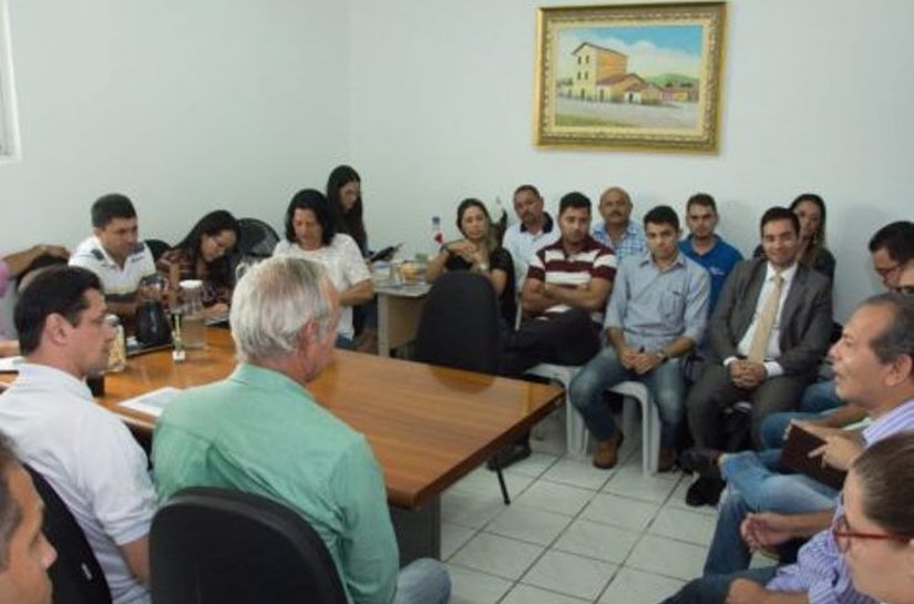 Indústria alimentícia aguarda posição de prefeito para se instalar em Atalaia
