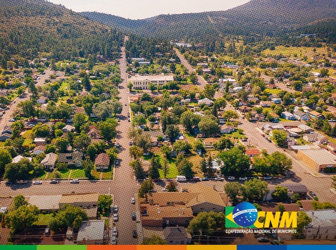 CNM esclarece chamamento para Regularização Fundiária Urbana em Imóveis da União