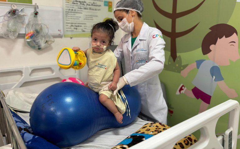 Terapia ocupacional transforma vidas de pacientes internados no Hospital da Criança de Alagoas