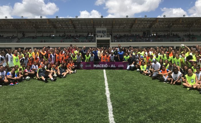 Festival de Futebol Feminino no Estádio Rei Pelé, em Maceió