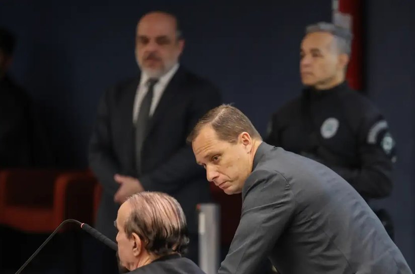 Cid diz que entregou dinheiro em sacola a pedido de Braga Netto