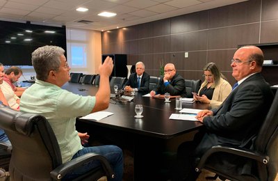 Fernando Tourinho monitora obra da nova sede administrativa do TJAL