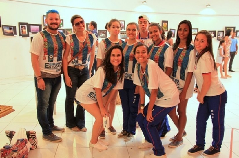 Escolas Santos Ferraz e Ângelo Abreu vencem mostra de fotografia e teatro