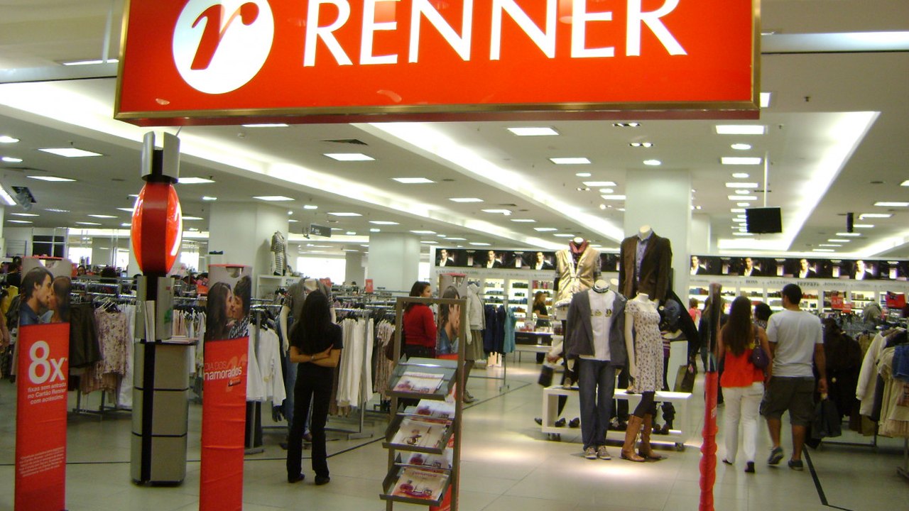 Renner investe R$ 1,2 bi em centro de distribuição de olho nas vendas online