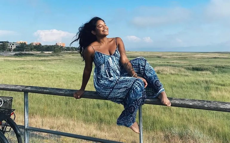 Laudo confirma hemorragia interna e traumatismo como causas da morte de brasileira na Indonésia