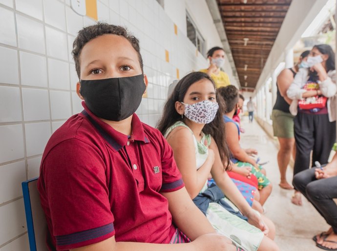 Escola oferece serviço odontológico gratuito e beneficia 800 alunos por ano