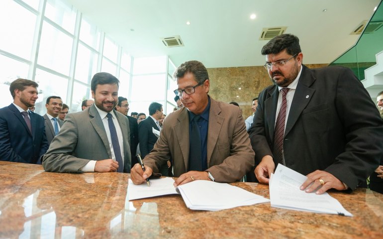 Candidato à presidência da OAB-AL participa de discussão sobre a importância do papel de mulheres advogadas