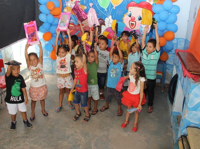 Brinquedos são doados a creches e escolas municipais de Arapiraca