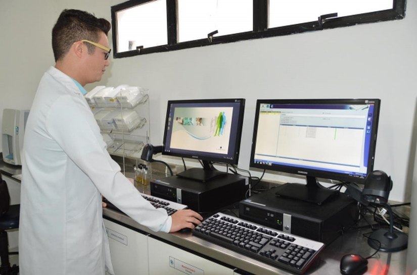 Técnicos do Lacen são capacitados sobre análise de alimentos