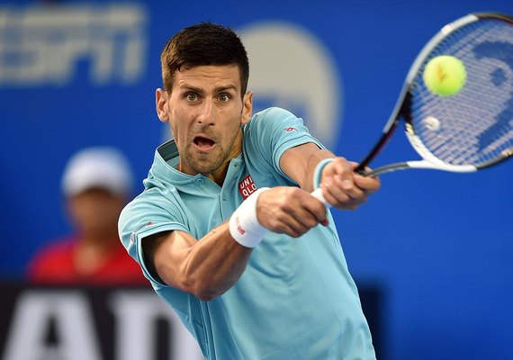 Djokovic soma segunda vitória no mesmo dia em Roma e vai disputar final com Nadal