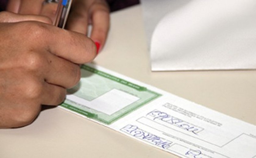 Apresentar documentos falsos para fins eleitorais é crime, alerta TRE