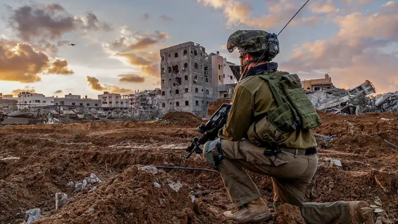 Ataque israelense contra alvos do Hamas mata mais de 30 em Gaza