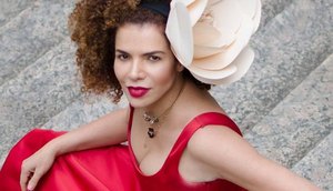 VANESSA DA MATA