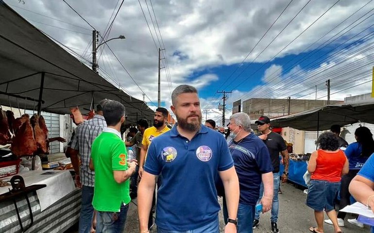 Delegado Thiago Prado percorre Arapiraca com Campanha Pé no Chão