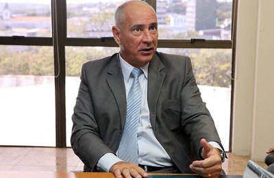 Juiz condena oito funcionários por tentar levar comida de presídio 