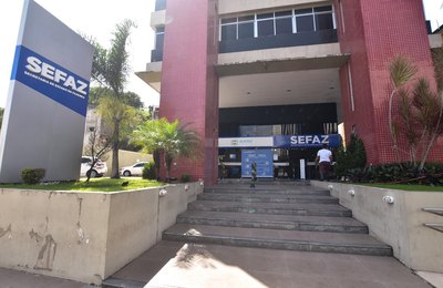 Governador exonera secretários executivos e especiais da Sefaz 