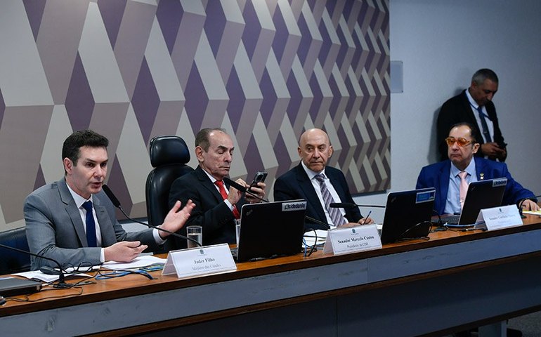 Em audiência, Jader Filho diz que decretos sobre saneamento beneficiam mais de mil cidades