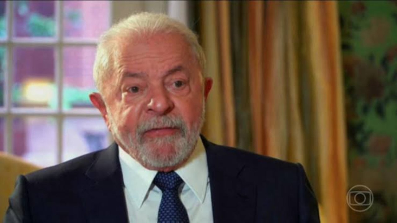 Lula: temos um mundo para ser construído; democracia é a melhor forma de governo