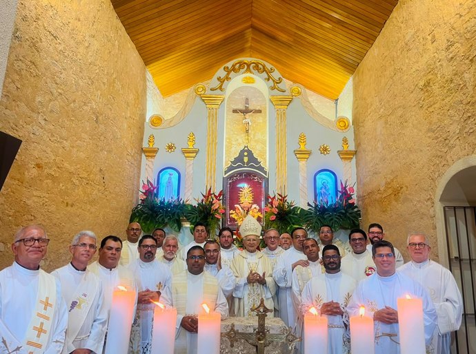 Padre Valdo Omena é empossado como novo pároco da Paróquia Santo Amaro, em Paripueira