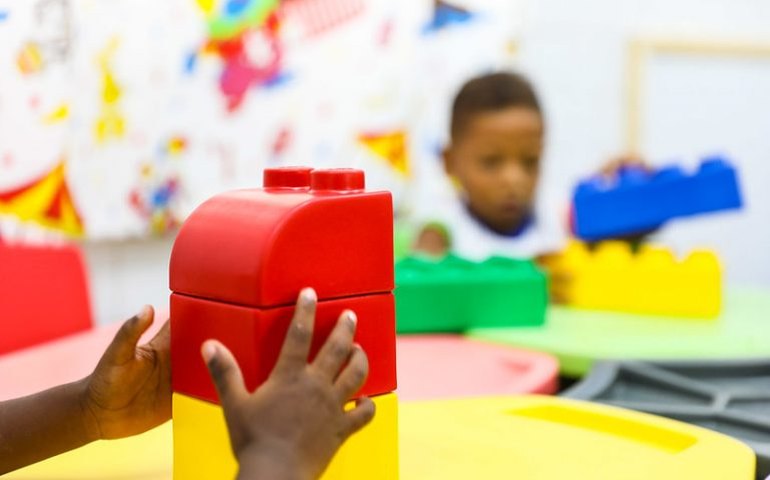 Falta de vagas em creches públicas é tema de debate nesta quinta