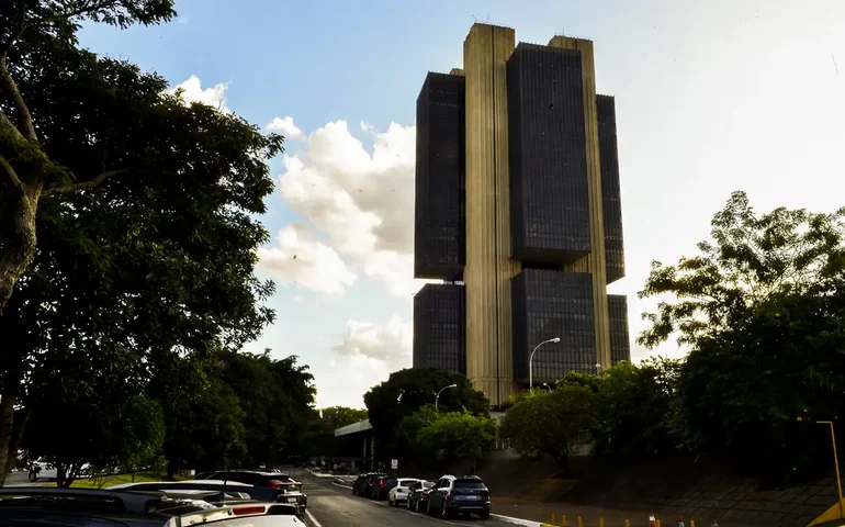 Boletim Focus: mercado eleva estimativa da inflação para 4,59% em 2024