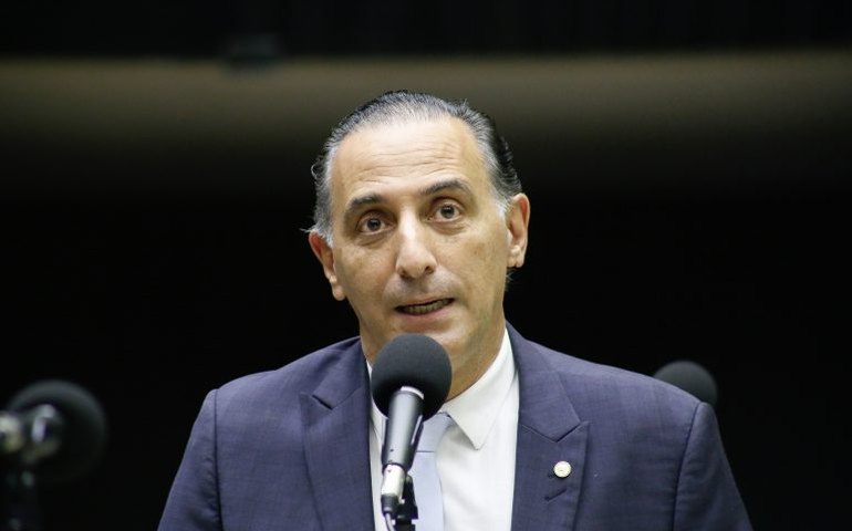 Projeto regulamenta tributação de trusts no Brasil