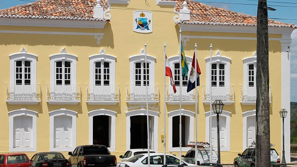 Prefeitura de Penedo sob pressão: R$ 48 milhões sem prestação de contas e diárias sem controle