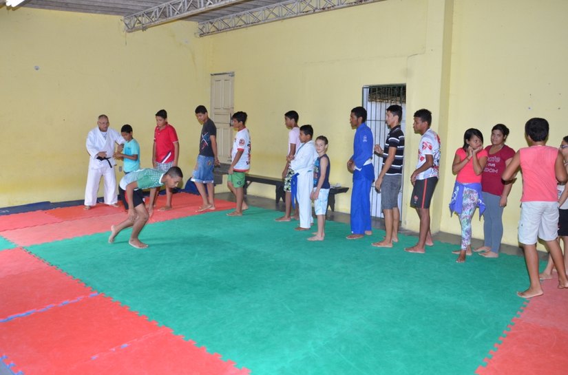 Projeto Campeão da Gente oferta aulas esportivas em São Miguel dos Campos