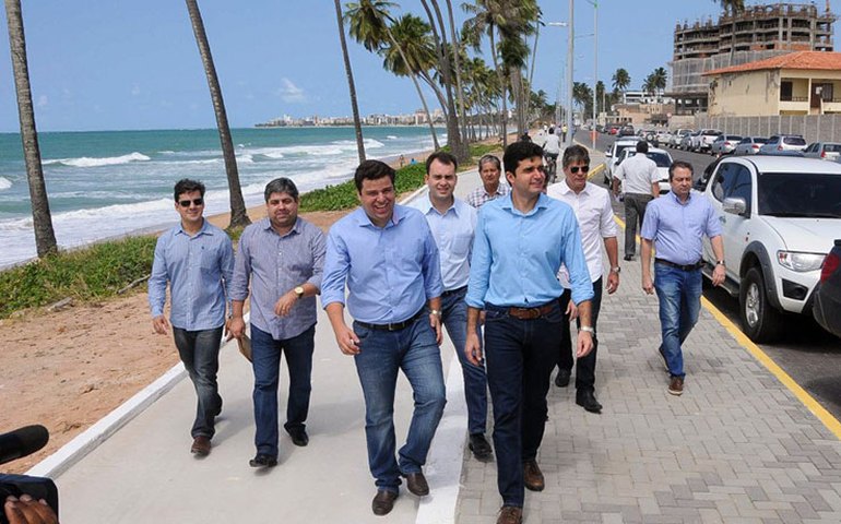 Maceió: Rui Palmeira inaugura Avenida Pontes de Miranda