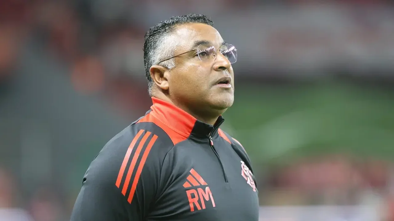 Roger Machado não resiste à eliminação na Copa do Brasil e é demitido do São Paulo