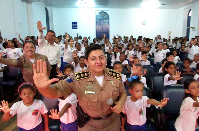 Acordo pela paz marca formatura do Proerd no Lar São Domingos