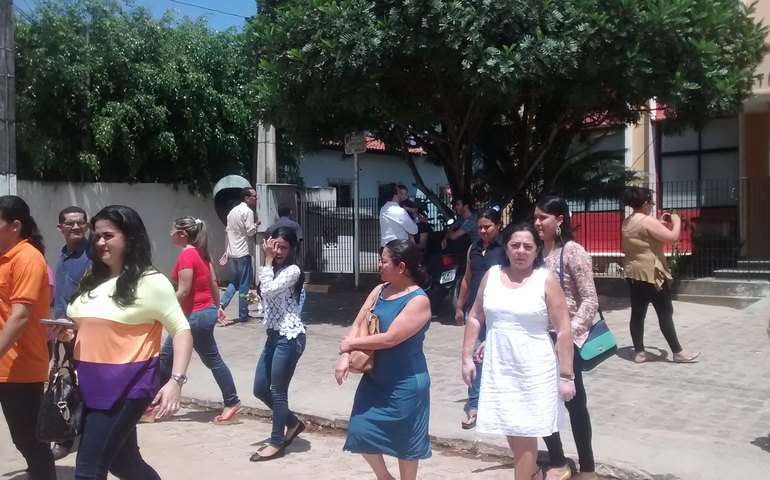 Serventuários esvaziam fórum de Palmeira após &#8220;estrondo&#8221; em estrutura