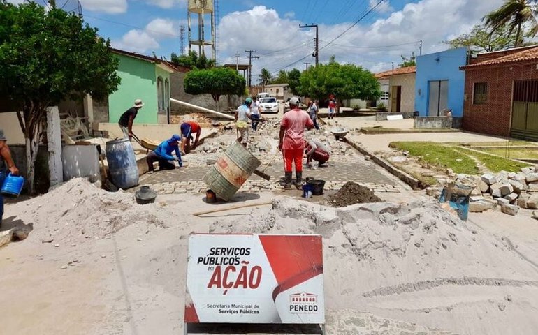 Prefeitura de Penedo prioriza serviços públicos na cidade e na zona rural