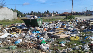 Coleta de lixo em Nossa Senhora do Socorro é interrompida por falta de pagamento
