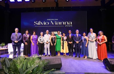 Governo de Alagoas celebra ganhadores da Medalha Silvio Vianna 2025