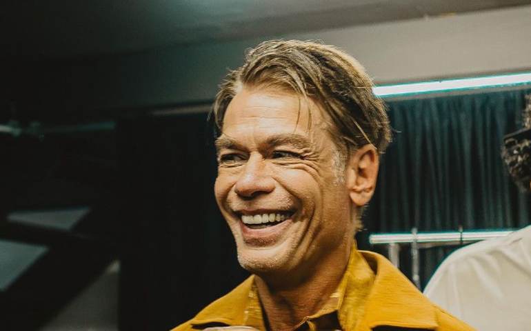 'Altas Horas' de hoje tem convidados como Fábio Assunção e padre Fábio de Melo