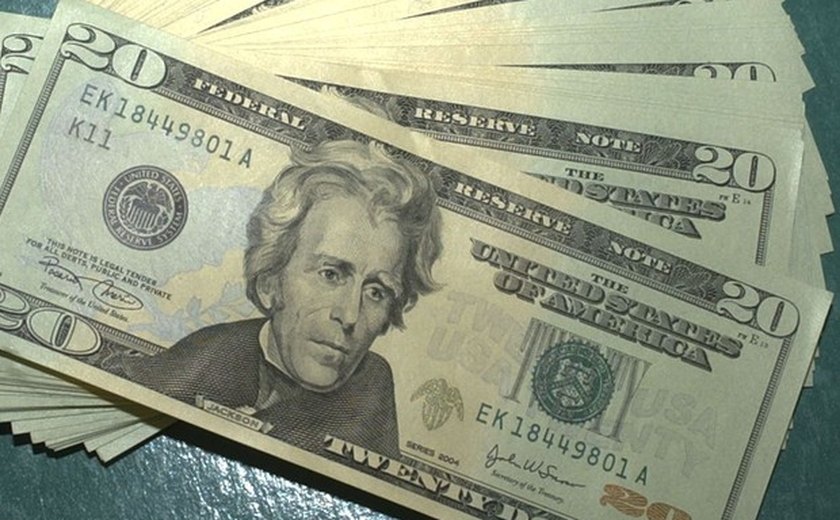Dólar está volátil em semana de Copom e com alta de juro de Treasury