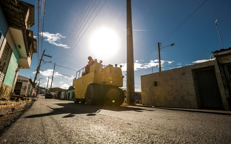 Revitaliza Maceió: em ritmo acelerado, Clima Bom tem sete ruas pavimentadas