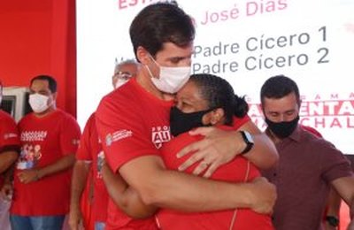 Prefeito Cacau antecipa o pagamento da parcela mensal do Alimenta Marechal