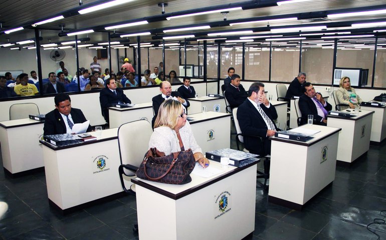 Palmeira: Vereadores entregam hoje Comenda Graciliano Ramos