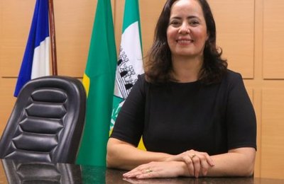 Prefeita nomeia mais três secretários para compor sua equipe em Arapiraca