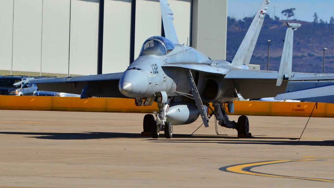 Houthis assumem ter abatido um F/A-18 dos EUA em ataque ousado no mar Vermelho