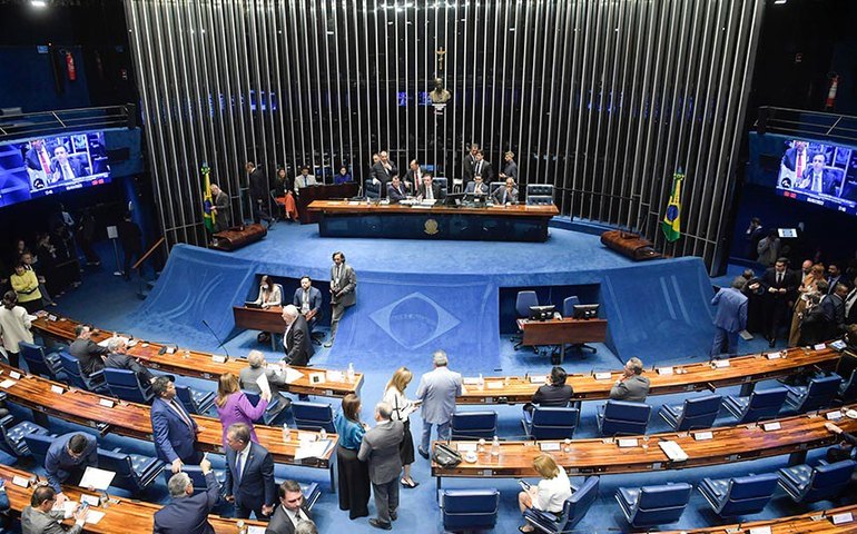 Divulgação de estoques de remédios nas farmácias do SUS vai a Plenário na quinta