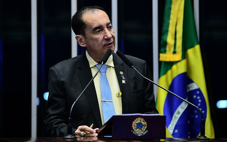 Kajuru alerta para risco de EUA classificar facções do Brasil como terrorismo