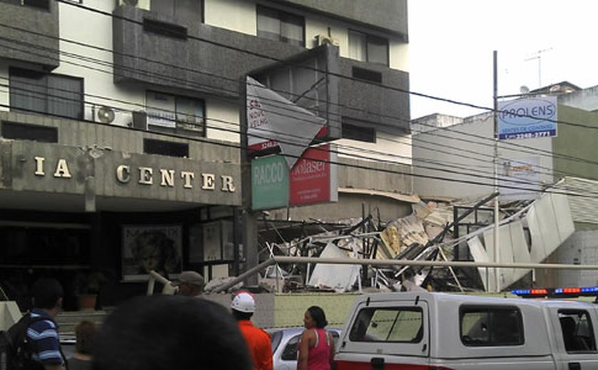 Defesa Civil diz que prédio que desabou foi construído de forma irregular