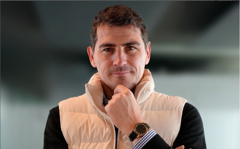 Campeão do mundo pela Espanha, Casillas fala sobre caso de investigação de corrupção contra Federação: 'Mais merda'