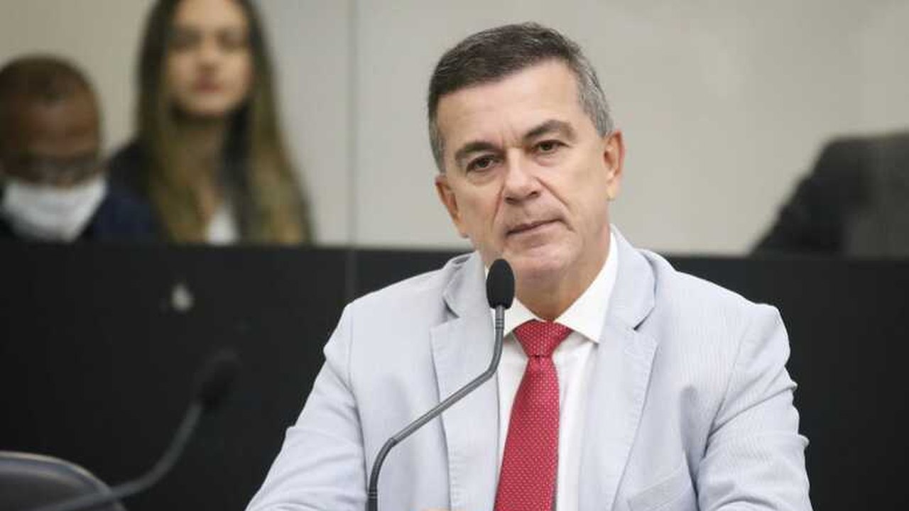 Ronaldo Medeiros critica corte de verbas da Operação Carro-Pipa
